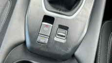 Nissan Qashqai 1.3 DiG-T MH N-Connecta 5dr Petrol Hatchback